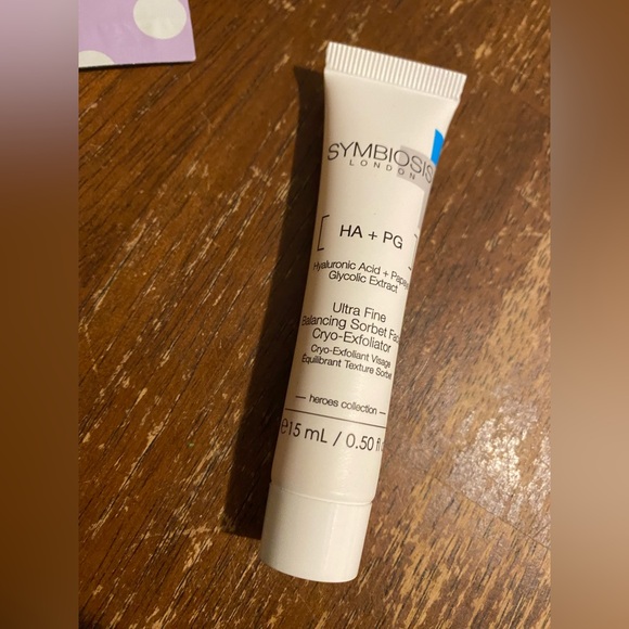 Skincare minis bundle - Picture 2 of 9